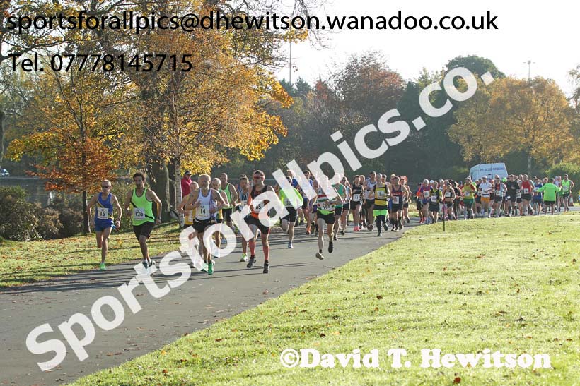 Start of the Newcastle Town Moor Marathon, Newcastle Town Moor Marathon and Half Marathon. Photo: David T. Hewitson/Sports for All Pics